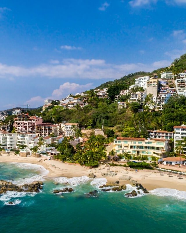 https://mexicolaw.com.mx/wp-content/uploads/2017/03/Real-Estate-and-Development-Law-1200x800-640x800.jpg